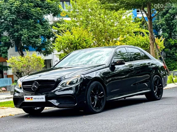 Mercedes-Benz E200 Sport 2015 - Ngoại hình AMG, nội thất sang trọng, giá cực tốt!
