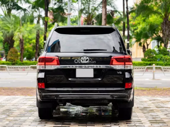 Toyota Land Cruiser VX 4.6 V8 2019 - Toyota Land Cruiser VX 4.6 V8 2019