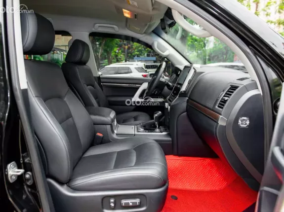Toyota Land Cruiser VX 4.6 V8 2019 - Toyota Land Cruiser VX 4.6 V8 2019
