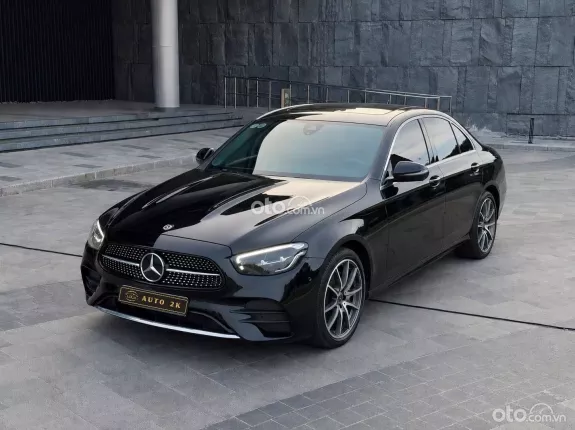 Mercedes-Benz E180 V1 2021 - Up full E300 nội thất nâu nappa siêu đẹp