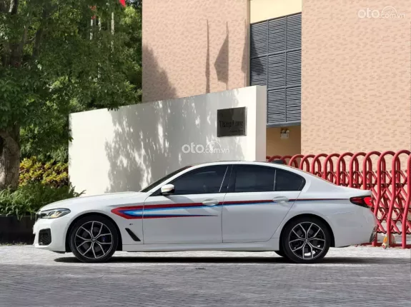 BMW 530i M Sport 2021 - BAO ĐẬU BANK 70-90% (Ib Zalo tư vấn trực tiếp 24/7)