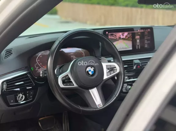 BMW 530i M Sport 2021 - BAO ĐẬU BANK 70-90% (Ib Zalo tư vấn trực tiếp 24/7)