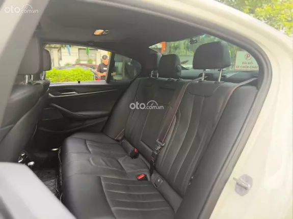 BMW 530i M Sport 2021 - BAO ĐẬU BANK 70-90% (Ib Zalo tư vấn trực tiếp 24/7)