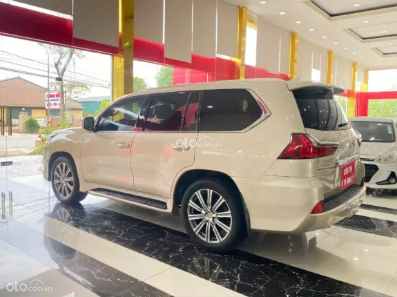 Lexus LX 570 Super Sport 2016 - Lướt 8 vạn, Full lịch sử hãng, đẳng cấp vượt thời gian