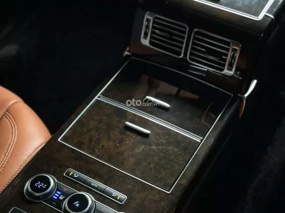 Land Rover Range Rover Autobiography LWB 5.0 2014 - Xe màu đen nộ thất nâu