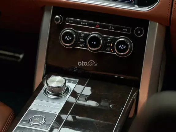 Land Rover Range Rover Autobiography LWB 5.0 2014 - Xe màu đen nộ thất nâu