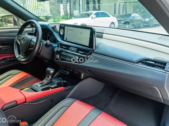 Lexus ES 250 2022 - SANG TRỌNG CHUẨN DOANH NHÂN