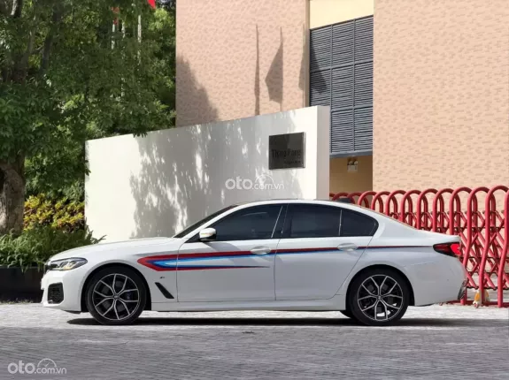 BMW 530i M Sport 2021 - BMW 530i M-Sport 2021