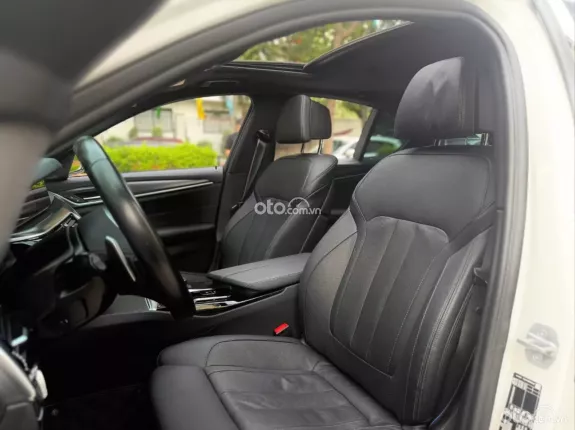 BMW 530i M Sport 2021 - BMW 530i M-Sport 2021