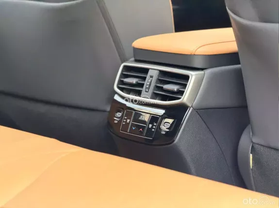 Lexus RX 350 Luxury 2025 - Xe trắng nội thất nâu, giá cực tốt