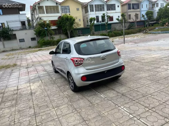 Hyundai Grand i10 Hatchback 1.2 AT 2018 - Chính chủ siêu đẹp