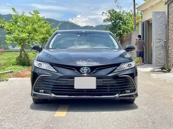 Toyota Camry 2.0Q 2022 - Chuẩn 1.7v sơn zin cả xe