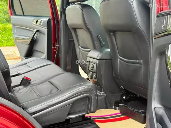 Ford Everest 2.0L ST5 6AT 2WD Titanium 2020 - Máy dầu bền bỉ, vận hành đầm chắc, cực kì tiết kiệm nhiên liệu