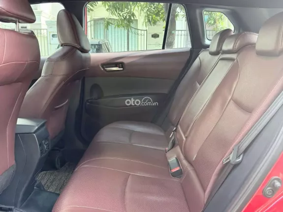 Toyota Corolla Cross 1.8 V  2021 - Xe gia đình rộng rãi, đầy đủ tính năng an toàn