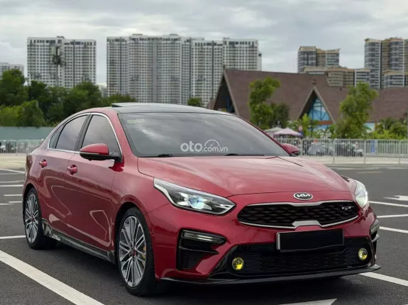 Kia Cerato 2.0 AT Premium 2021 - Bản full option hiếm gặp, chủ cũ đầu tư hàng trăm triệu