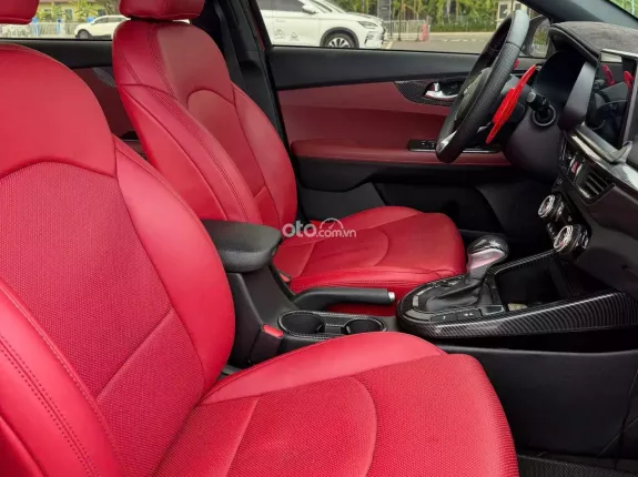 Kia Cerato 2.0 AT Premium 2021 - Bản full option hiếm gặp, chủ cũ đầu tư hàng trăm triệu