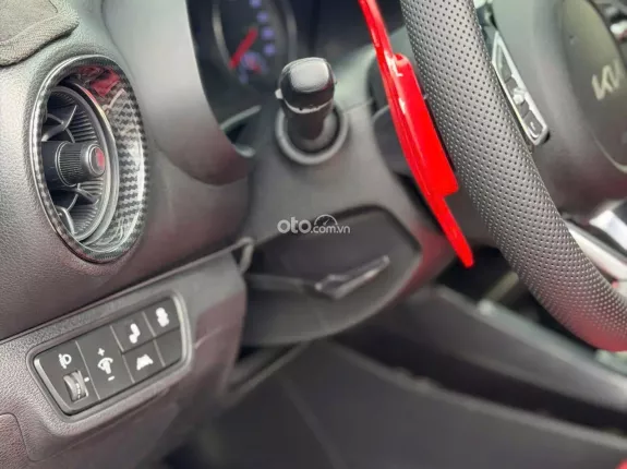 Kia Cerato 2.0 AT Premium 2021 - Bản full option hiếm gặp, chủ cũ đầu tư hàng trăm triệu