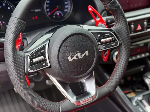 Kia Cerato 2.0 AT Premium 2021 - Bản full option hiếm gặp, chủ cũ đầu tư hàng trăm triệu