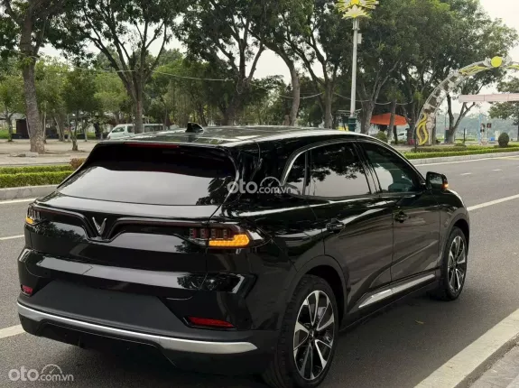 VinFast VF8 Plus 2023 - XE HOT CÓ SẴN GIAO NGAY!!
