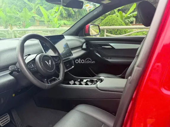 VinFast VF8 Plus 2023 - XE ĐẸP CÓ SẴN GIAO NGAY!!