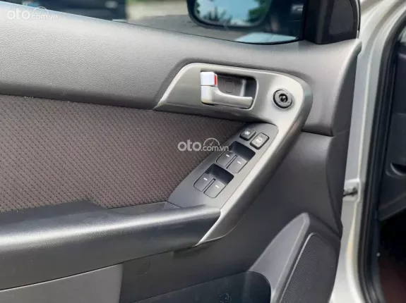 Kia Forte Koup 2012 - Chi phí thấp, Tiết kiệm nhiên liệu