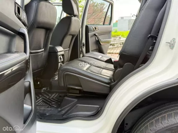 Ford Everest Sport 2.0 AT 4x2 2021 - Bản Sport năng động, mạnh mẽ. Hỗ trợ góp ngân hàng nhanh chóng