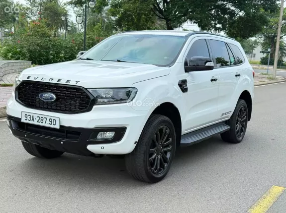 Ford Everest Sport 2.0 AT 4x2 2021 - Bản Sport năng động, mạnh mẽ. Hỗ trợ góp ngân hàng nhanh chóng