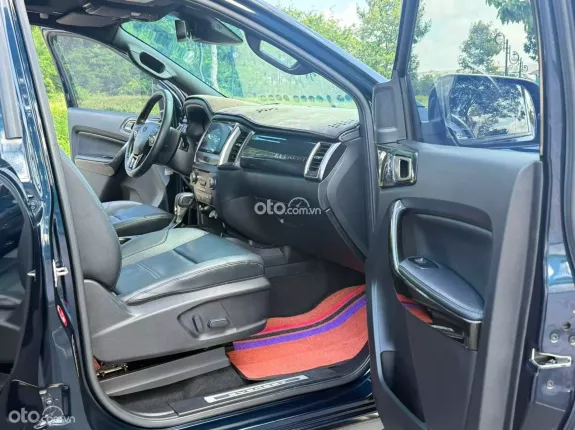 Ford Everest 2.0L ST5 10AT 4x4 Titanium 2021 - Máy dầu tiết kiệm, Gầm cao, Hỗ trợ góp ngân hàng nhanh chóng