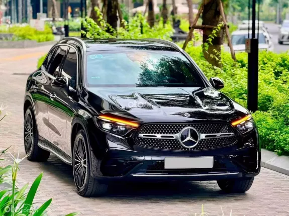 Mercedes-Benz GLC 300 4Matic V1 2023 - GLC300 2024