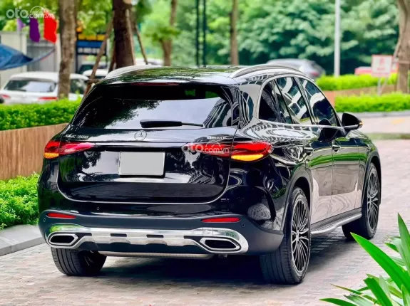 Mercedes-Benz GLC 300 4Matic V1 2023 - GLC300 2024