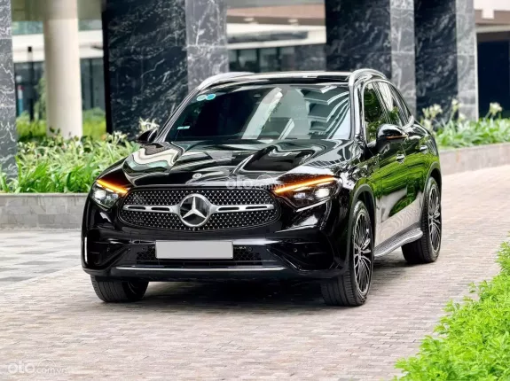 Mercedes-Benz GLC 300 4Matic V1 2023 - GLC300 2024