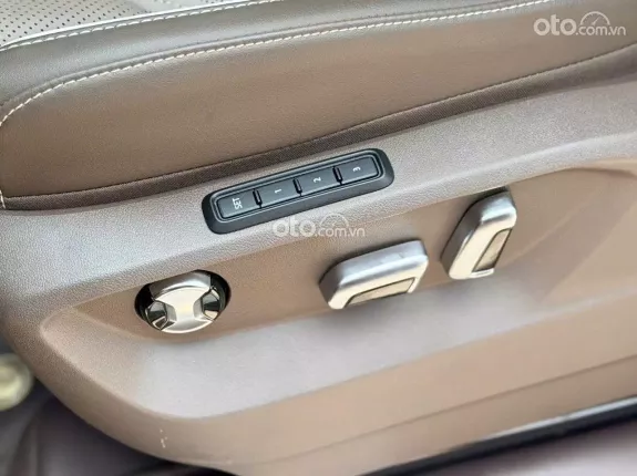 Volkswagen Viloran Luxury 2024 - BAO ĐẬU BANK 70-90% (Ib Zalo tư vấn trực tiếp 24/7)