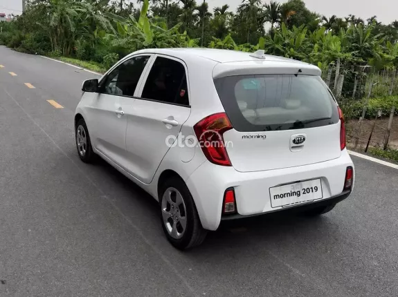 Kia Morning 1.25 MT 2019 - KIA MORNING 1.25 base MT đời 2019 Xe đẹp. Máy số keo chỉ zin. Nội ngoại thất đẹp. Bao hồ sơ Lốp đẹp,