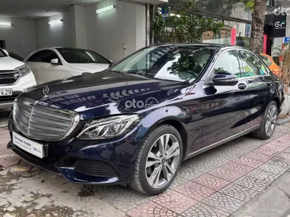 Mercedes-Benz C250 Exclusive 2017 - Động cơ Turbo tăng áp mạnh mè, nội thất bọc da cao cấp