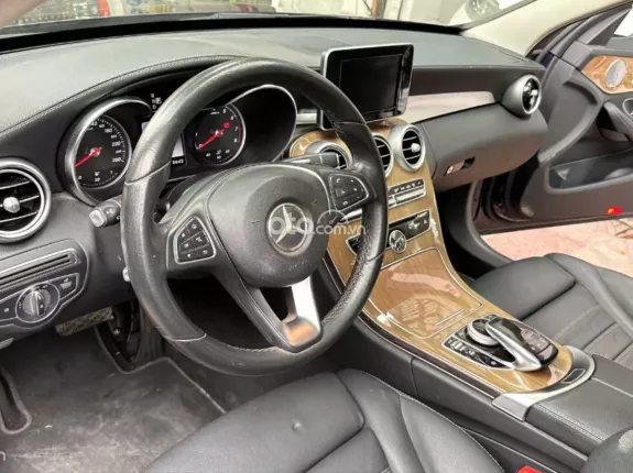 Mercedes-Benz C250 Exclusive 2017 - Động cơ Turbo tăng áp mạnh mè, nội thất bọc da cao cấp