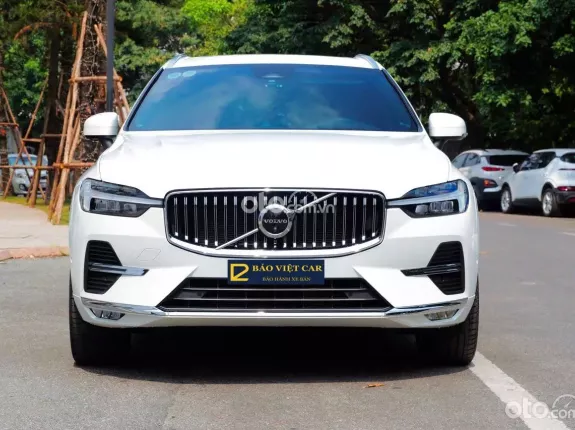 Volvo XC60 B6 Ultimate Bright 2024 - BH/BảoDưỡng Free 2029 -Bản Đủ-Hybrid