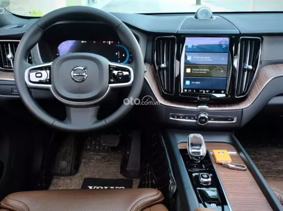 Volvo XC60 B6 Ultimate Bright 2024 - BH/BảoDưỡng Free 2029 -Bản Đủ-Hybrid