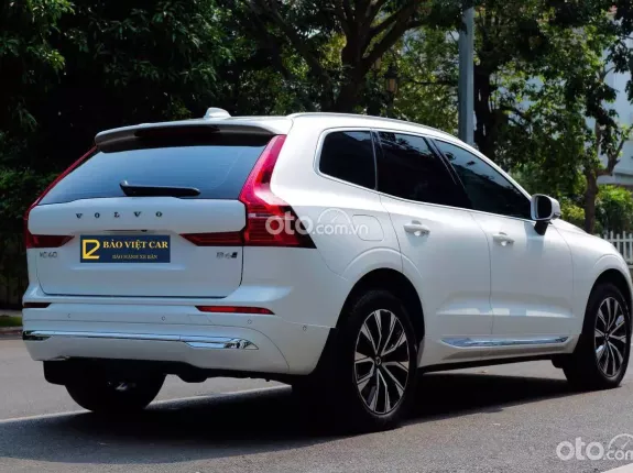 Volvo XC60 B6 Ultimate Bright 2024 - BH/BảoDưỡng Free 2029 -Bản Đủ-Hybrid