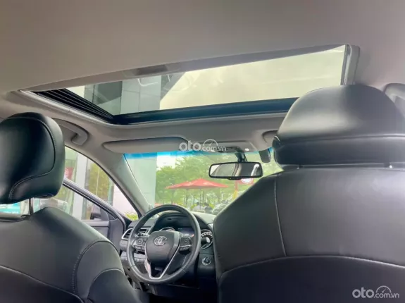Toyota Camry 2.5Q 2021 - Odo chuẩn 5v km như mới