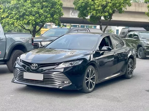 Toyota Camry 2.5Q 2021 - Odo chuẩn 5v km như mới