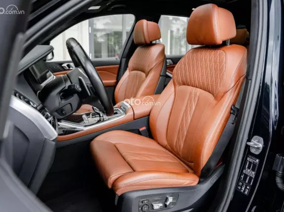 BMW X7 xDrive40i Msport 2022 - BAO ĐẬU BANK 70-90% (Ib Zalo tư vấn trực tiếp 24/7)