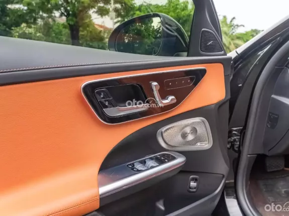 Mercedes-Benz C200 Avantgarde Plus 2023 - Bao bank 90%