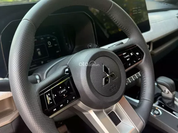 Mitsubishi Xforce Ultimate 2025 - Xe đẹp bảo dưỡng full hãng