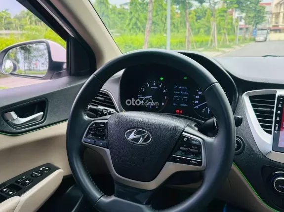 Hyundai Accent 1.4 AT Đặc biệt 2018 - Xe tư nhân 1 chủ, full options