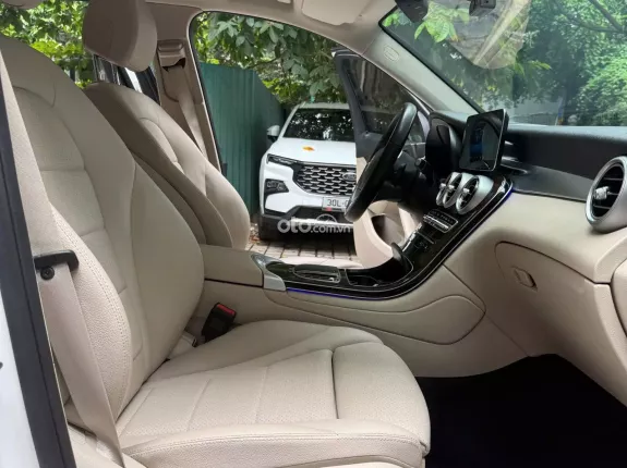Mercedes-Benz GLC 200 2022 - Mercedes GLC 200 2022 - mua bán xe ô tô cũ uy tín tại Hà Nội