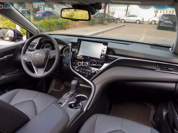 Toyota Camry 2.5Q 2023 - Xe cực đẹp