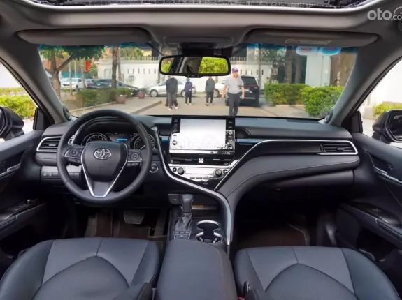 Toyota Camry 2.5Q 2023 - Xe cực đẹp