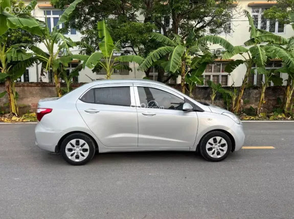 Hyundai Grand i10 Sedan 1.2 MT 2019 - MT base đời 2019. Xe đẹp, không lỗi nhỏ, máy zin từ cò Nội ngoại thất tươi mới. Màn hình cam