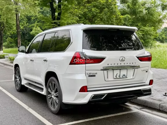 Lexus LX 570 MBS 2019 - Lexus LX 570 Super Sport MBS sx2019 nhập Trung Đông, chạy hơn 7vạn Full đồ