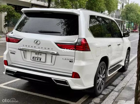 Lexus LX 570 MBS 2019 - Lexus LX 570 Super Sport MBS sx2019 nhập Trung Đông, chạy hơn 7vạn Full đồ